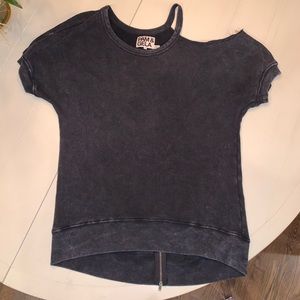 Pam & Gela Sweater off shoulder t-shirt